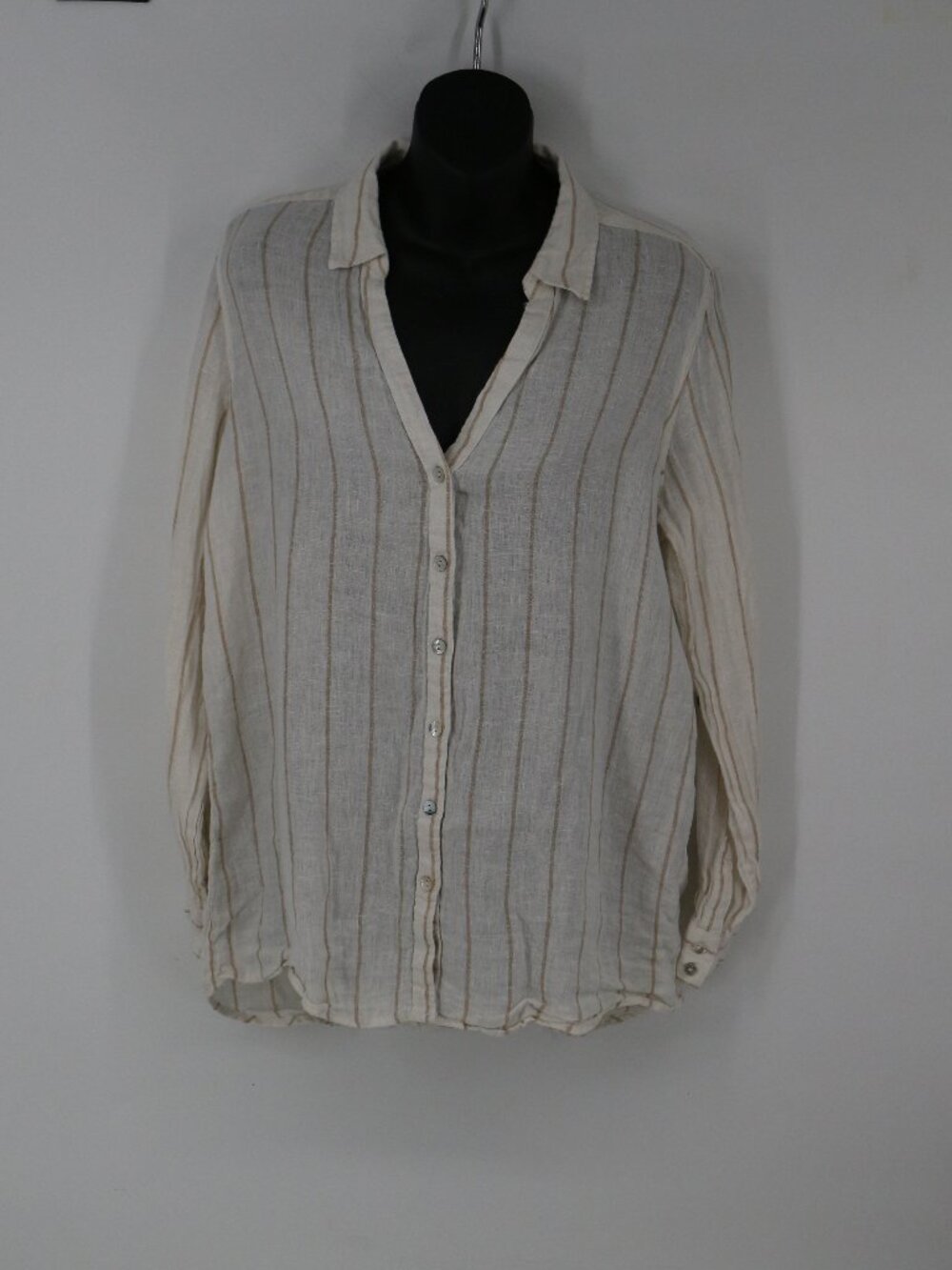 H by Halston 100% Linen Button Down Shirt Size Medium Striped Beachy Coastal